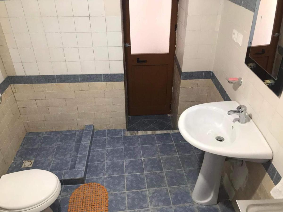 House Hotell Gjirokastër Eksteriør bilde