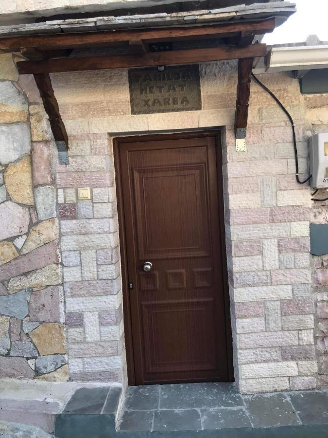 House Hotell Gjirokastër Eksteriør bilde