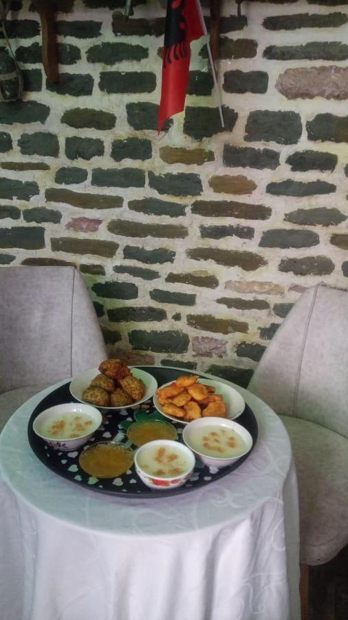 House Hotell Gjirokastër Eksteriør bilde