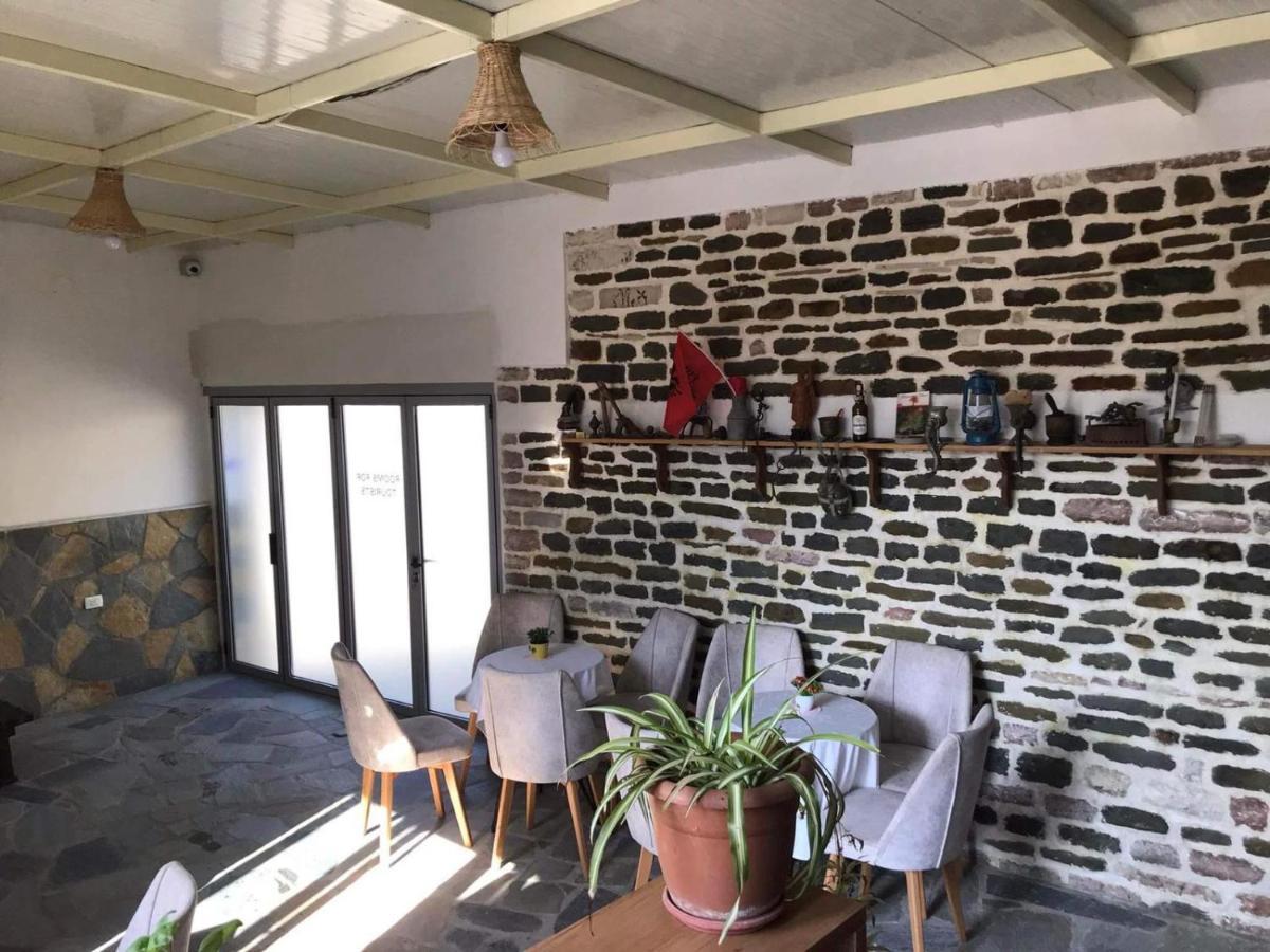 House Hotell Gjirokastër Eksteriør bilde